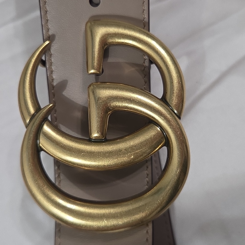 Gucci Taupe Pink Leather Belt with Gold Double G Buckle - Picture 3 of 16